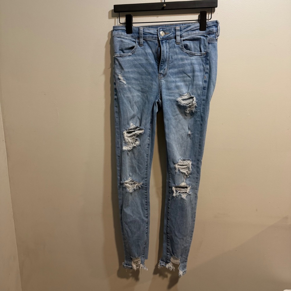 American Eagle Next Level Stretch Distressed Skinny Jeans Light Wash Size 4 Reg